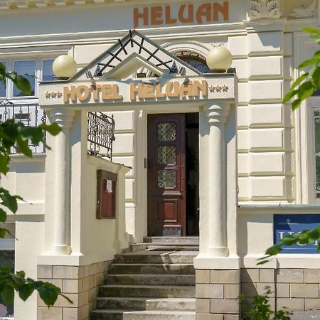 Heluan Hotell Karlsbad Exteriör bild